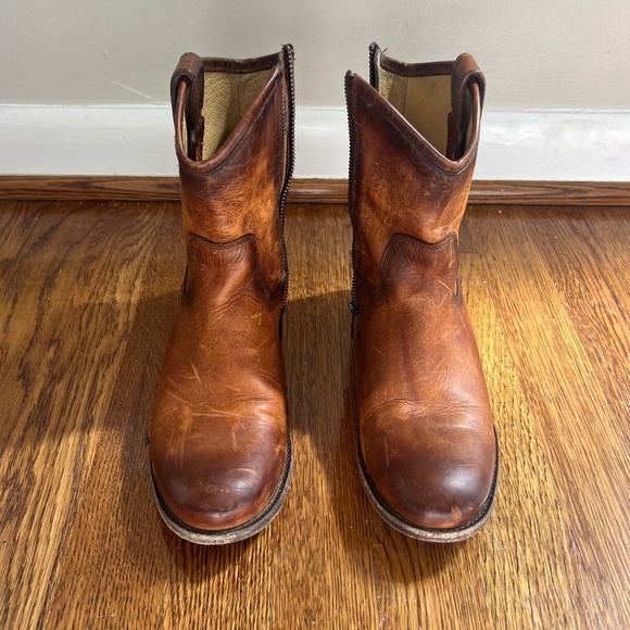 Frye Melissa Button Short Boots - Picture 10 of 17